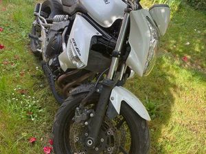 ER6N BLANCHE DE 2012 19 754KM