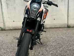 KTM-DUKE 390 PATENTE A2