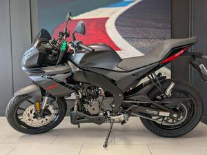 NEW APRILIA TUONO 125 FOR SALE IN ESSEX