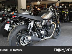 TRIUMPH SPEED TWIN 900