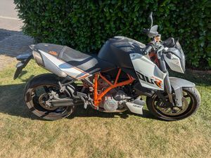 KTM SUPERDUKE 990R -WENIG KILOMETER-