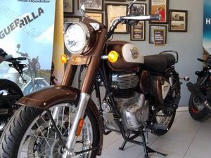 VENDO ROYAL ENFIELD CLASSIC 350 (2021 - 25) NUOVA A SANTA MARIA CAPUA VETERE (CODICE 9763879) - MOTO.IT