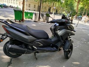 YAMAHA TRICITY 300