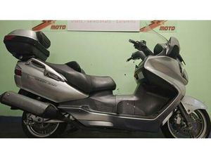 VENDO SUZUKI BURGMAN AN 650 EXECUTIVE (2004 - 06) USATA A OLGIATE COMASCO (CODICE 9762378) - MOTO.IT