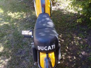 DUCATI SCRAMBLER 350 GIALLO