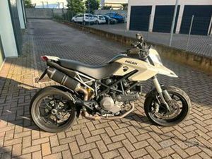 HYPERMOTARD 796