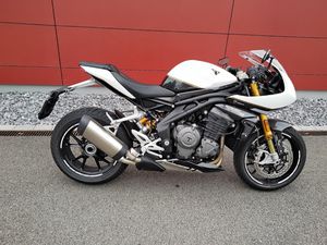 SPEED TRIPLE RR