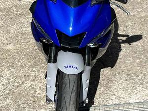 YAMAHA YZF-R6 BLU/AZZURRO
