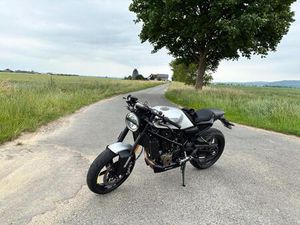 HUSQVARNA VITPILEN 701 *WINTERANGEBOT*