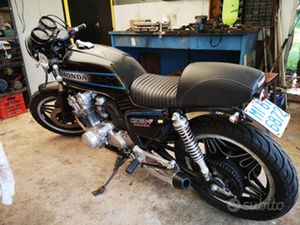 HONDA 750 CAFE RACER