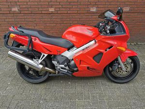 HONDA VFR800FI RC46 - TÜV 7/27