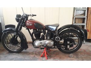 MOTO D&APOS;EPOCA PER INTENDITORE