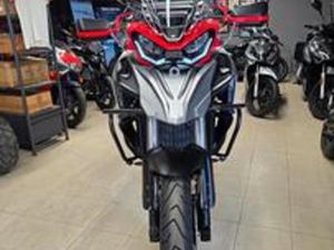 QJ MOTOR SRT 900 SX TRIS VALIGIE +500