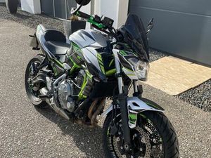 KAWASAKI Z650 - TÜV NEU!
