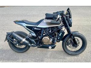 HUSQVARNA SVARTPILEN 701 STYLE 2(9000KM)