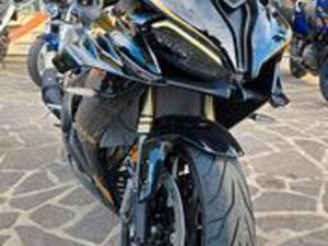 QJ MOTOR SRK 800 RR 4 CILINDRI