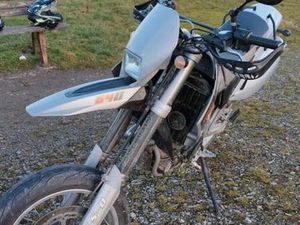 KTM LC 4 640 MIT FRISCHEM TÜV UND/ZYLINDER UND VIELEN REPARATUREN
