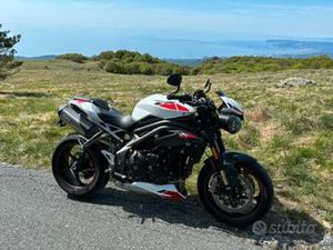 TRIUMPH STREET TRIPLE - 2020