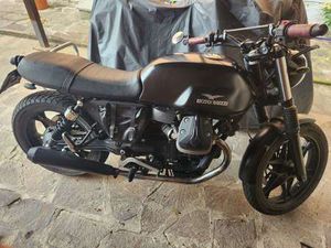 MOTO GUZZI V 7 NERO