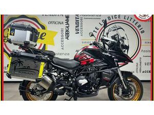 VENDO QJ MOTOR SRT 800 (2023 - 25) USATA A ROMA (CODICE 9758596) - MOTO.IT