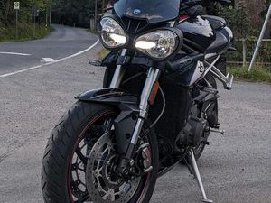 TRIUMPH STREET TRIPLE 765 RS SCHECKHEFT ARROW QUICKSHIFTER