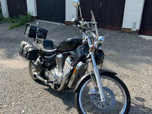 SUZUKI VS 750 INTRUDER SLEVA