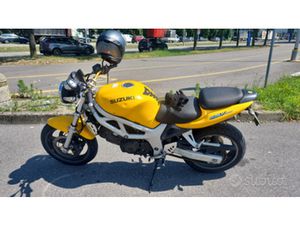SUZUKI SV650