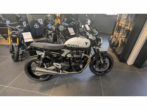 TRIUMPH SPEED TWIN 1200