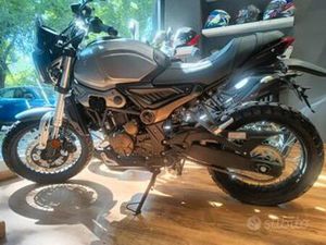 VOGE TROFEO 300 ACX SCRAMBLER