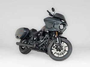 HARLEY-DAVIDSON LOWRIDER ST FXLRST SOFTAIL ZWART