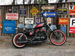 HARLEY-DAVIDSON 1200 CUSTOM SPORTSTER SCHWARZ
