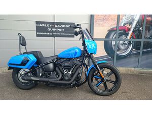 HARLEY-DAVIDSON SOFTAIL STREET BOB 1868