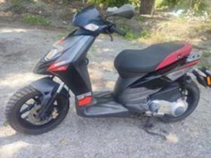 APRILIA RS 125 MOTARD