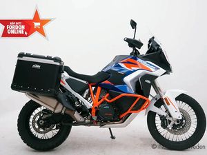 KTM 1290 SUPER ADVENTURE R • 2021