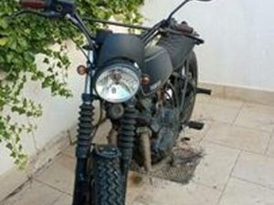 YAMAHA SR 400 - 1983