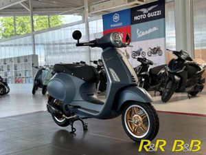 VESPA PRIMAVERA 125