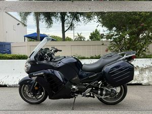 2010 KAWASAKI CONCOURS 14 ABS