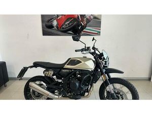 VENDO BRIXTON MOTORCYCLES CROSSFIRE 500 XC (2022 - 25) USATA A FROSINONE (CODICE 9768990) - MOTO.IT