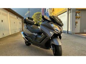 VENDO SUZUKI BURGMAN AN 650 EXECUTIVE ABS (2013 - 17) USATA A GRAVELLONA TOCE (CODICE 9768705) - MOTO.IT