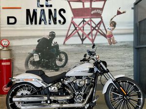 HARLEY-DAVIDSON SOFTAIL BREAKOUT 1923