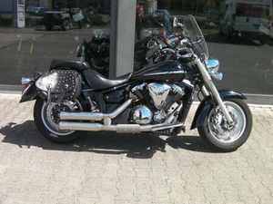 YAMAHA XVS1300A MIDNIGHT STAR*WINDSCHILD*TASCHEN
