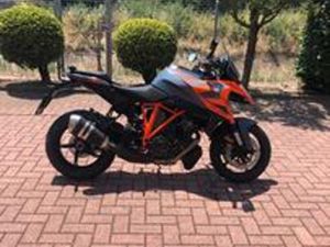 KTM 1290 SUPER DUKE GT
