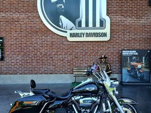 HARLEY DAVIDSON ROAD KING 1745 STANDARD