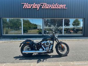 HARLEY-DAVIDSON SOFTAIL STREET BOB 117CI 2025 BRIDABLE A2 SEULEMENT 900KM