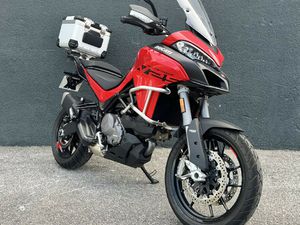 DUCATI MULTISRADA V2