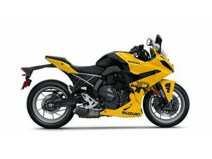 MOTO NEUVE: SUZUKI GSX-8R