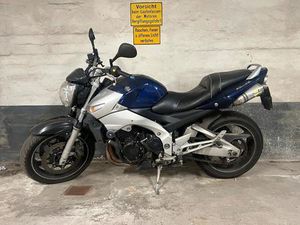 SUZUKI GSR 600 DASCHCAM