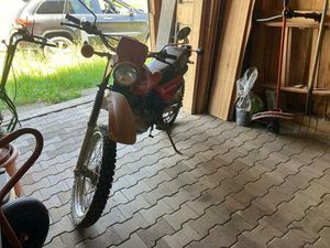 SUZUKI DR 125 S