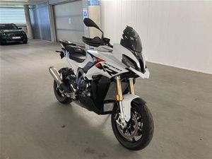 BMW S 1000 XR