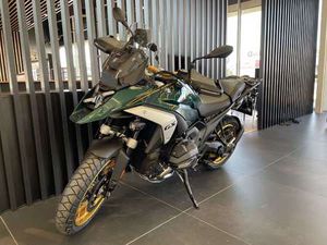BMW R 1300 GS GRÜN